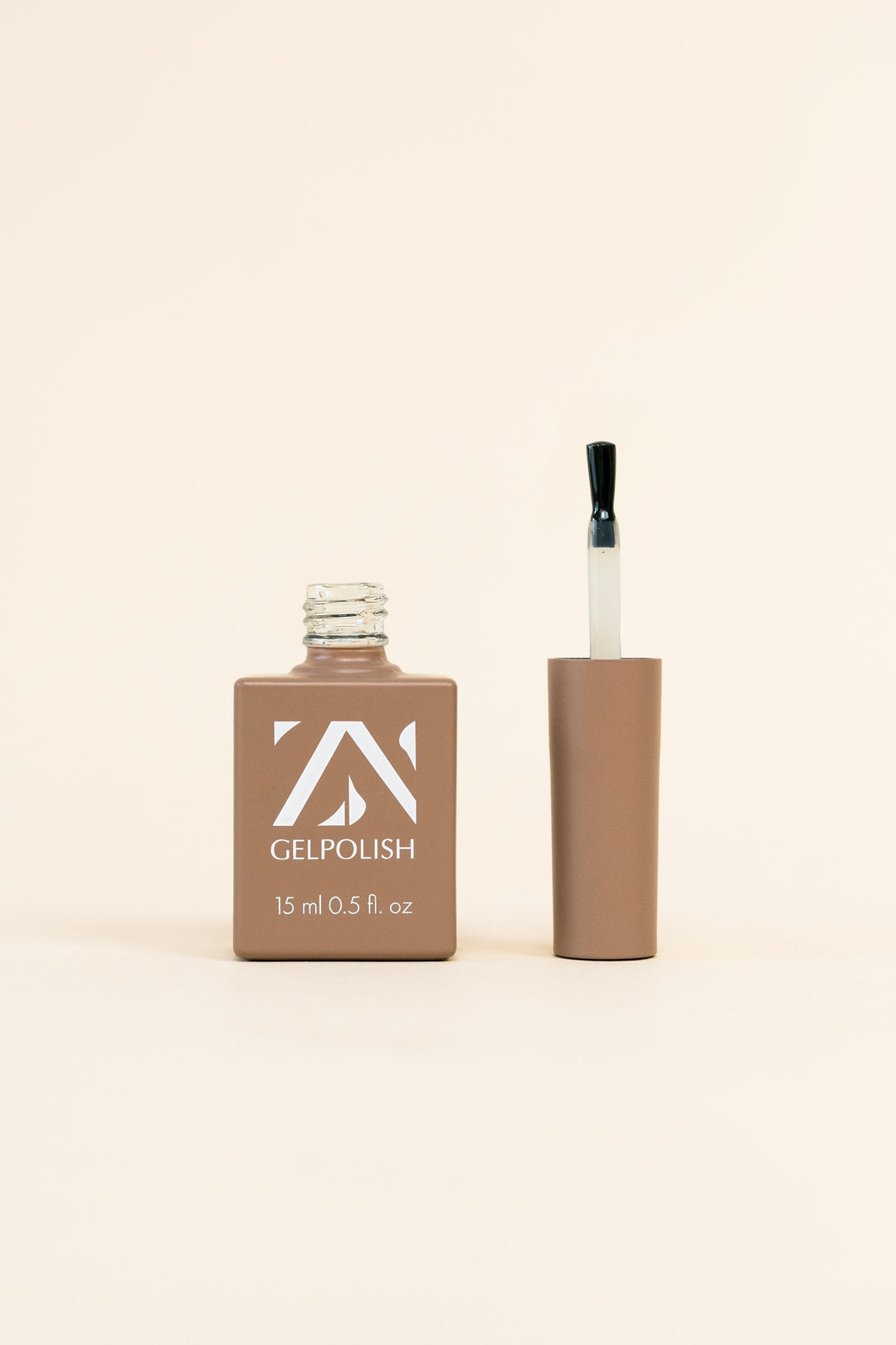 Het verschil tussen sticky base en rubber base: welke kies je als nagelstylist?
